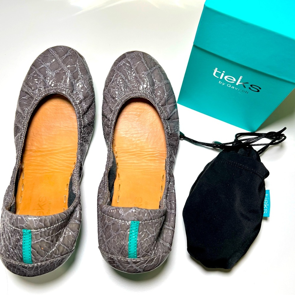 Tieks ballet flats patent leather grey croc new with box Sz 7